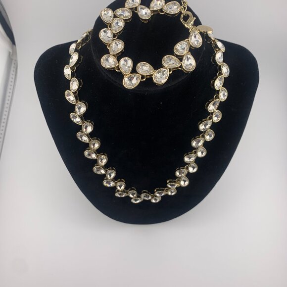 White House Black Market Gold & Crystal Statement Jewelry Set - NWT - Picture 4 of 8